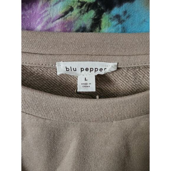 Blu Pepper Colorblock Womens Sweater Outside Seams Gray Cream Tan Size Large - Picture 4 of 8